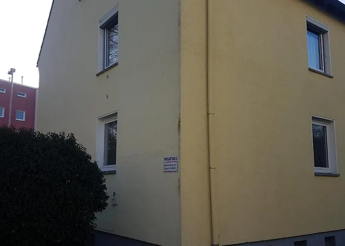 Apartman Red Dot Kamen