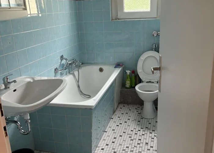 Apartman Red Dot Kamen